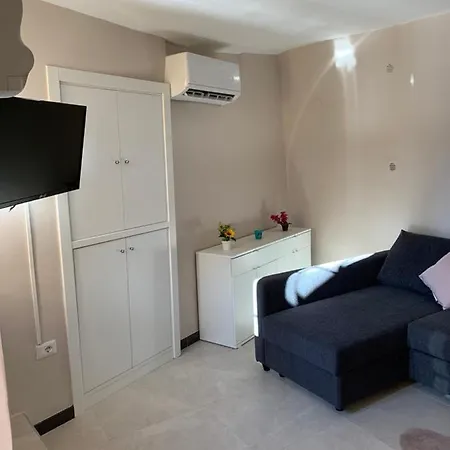 Casa Alvin *