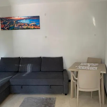 Casa Alvin *